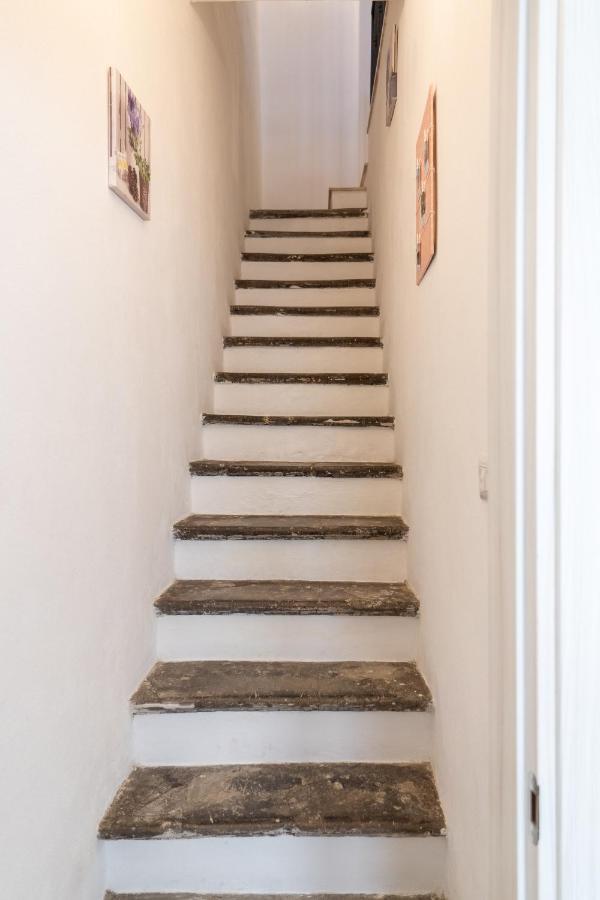 Casa Talete Cozy Apartment In Ortigia - First Floor Siraküza Dış mekan fotoğraf