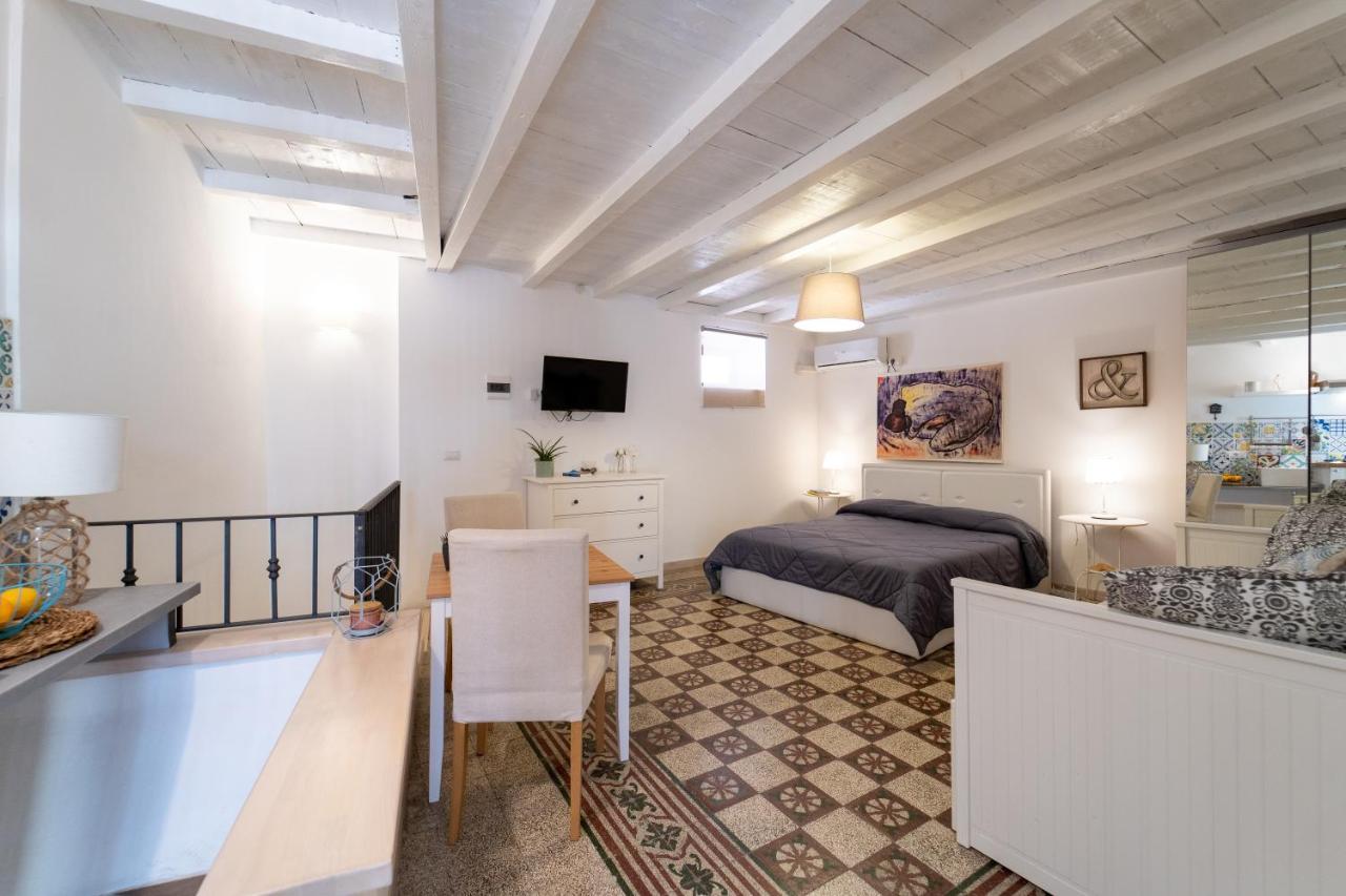 Casa Talete Cozy Apartment In Ortigia - First Floor Siraküza Dış mekan fotoğraf